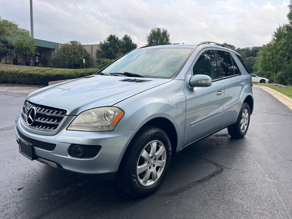 2007 Mercedes-Benz M-Class Image 10