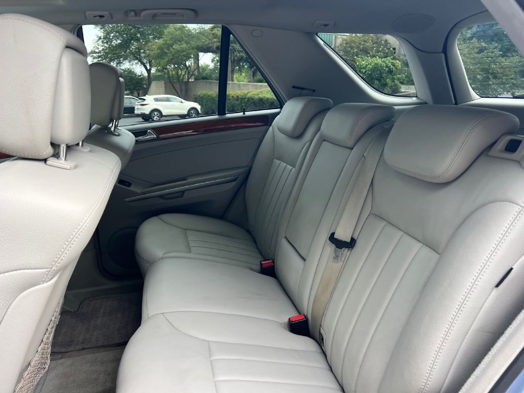 2007 Mercedes-Benz M-Class Image 21