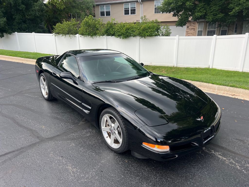2004 Chevrolet Corvette Image 4