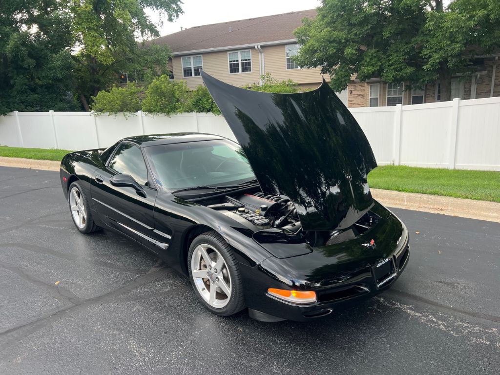 2004 Chevrolet Corvette Image 24