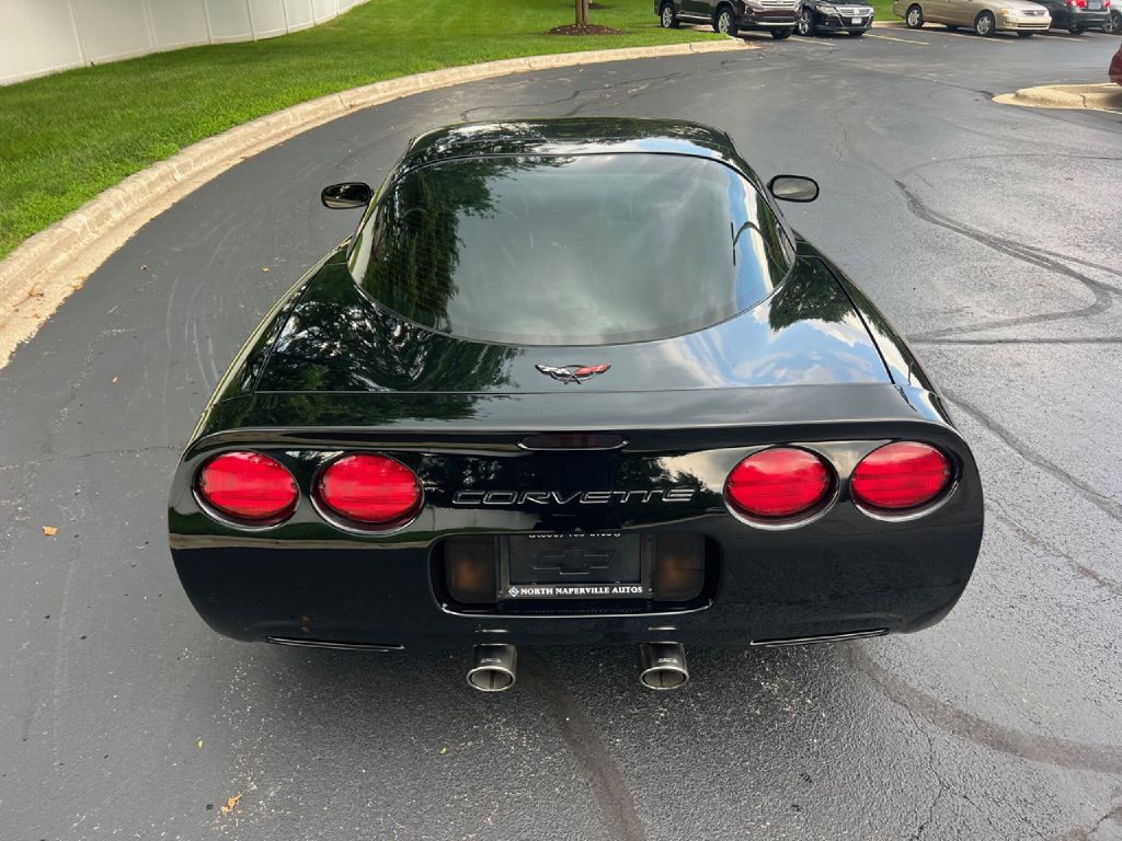 2004 Chevrolet Corvette Image 40