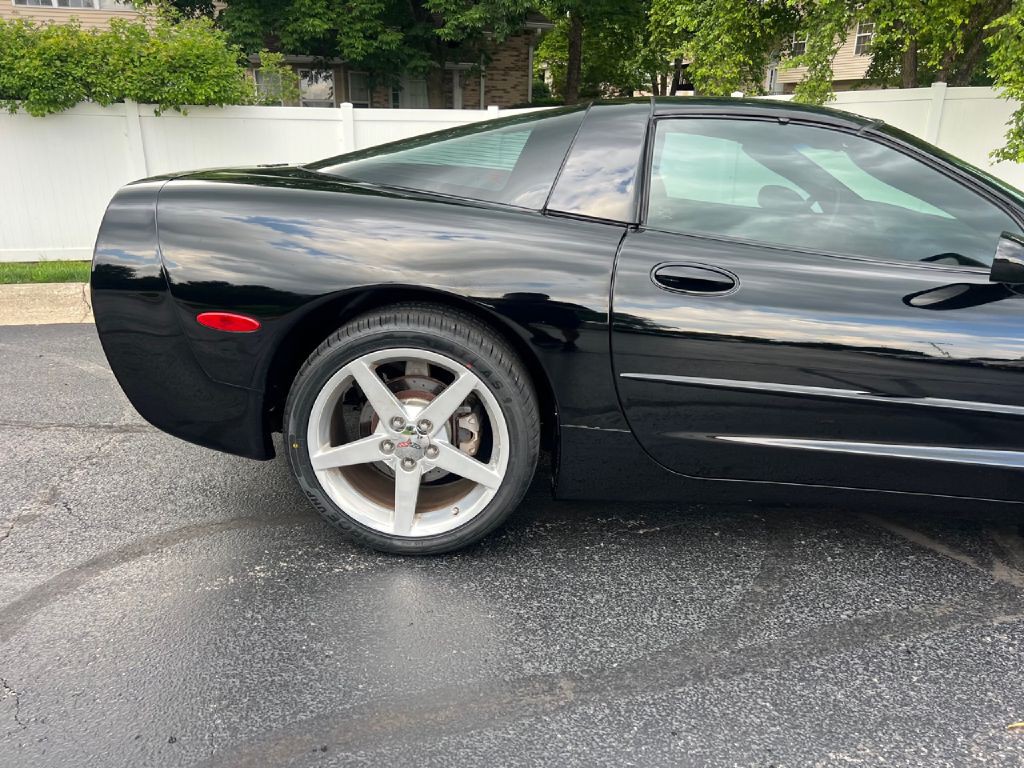 2004 Chevrolet Corvette Image 41