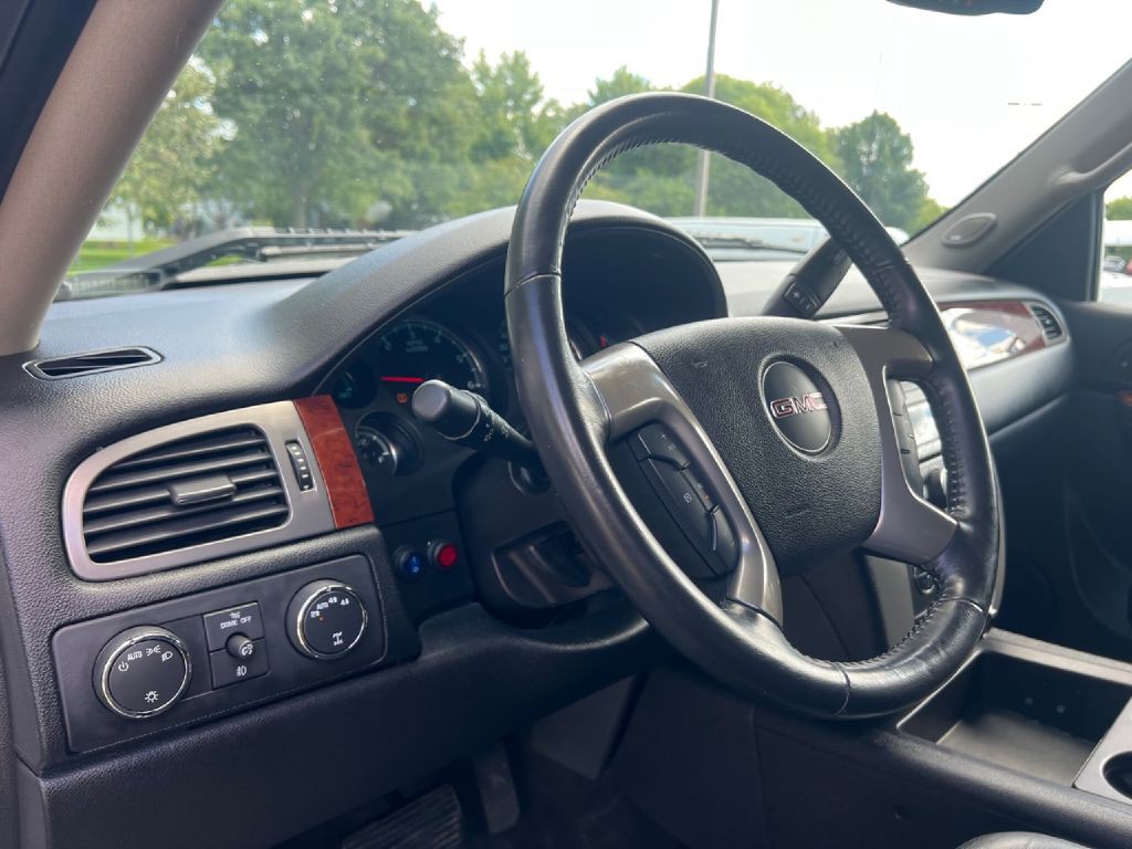 2013 GMC Sierra Image 16