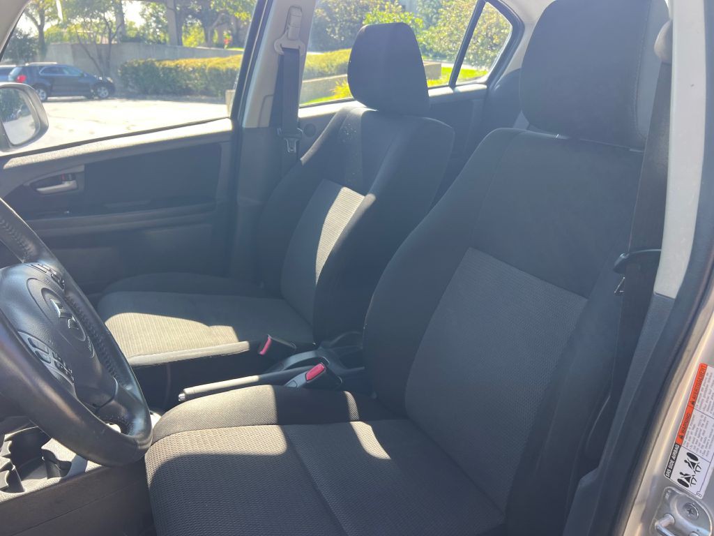 2008 Suzuki SX4 Image 25
