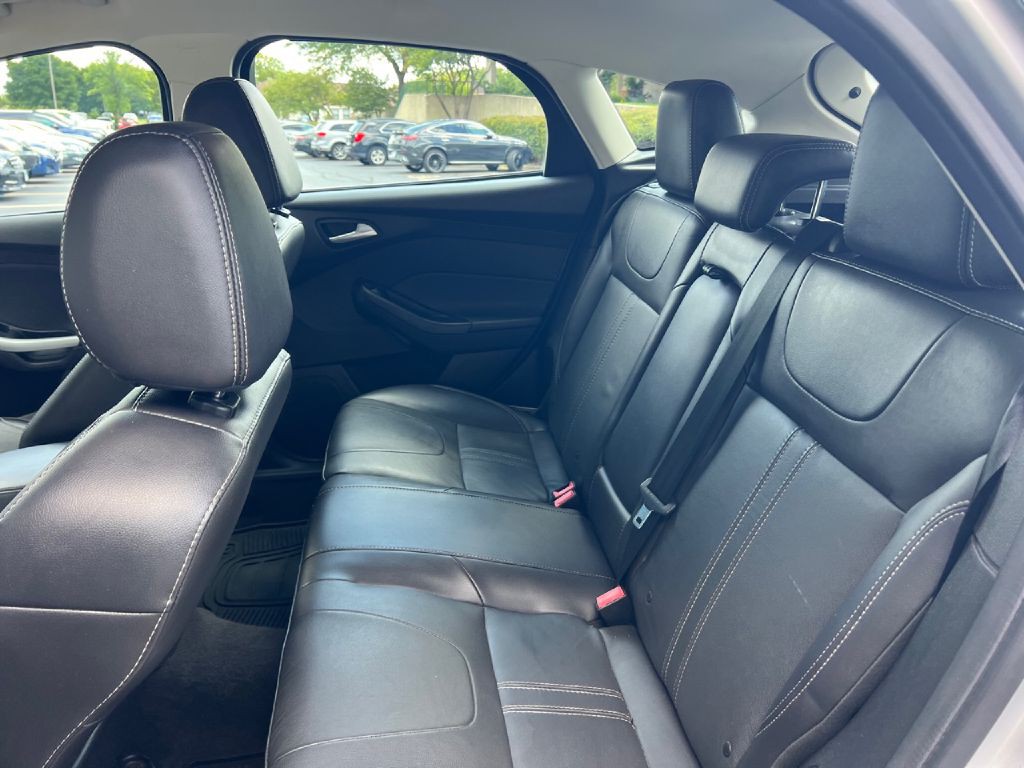 2014 Ford Focus Image 24