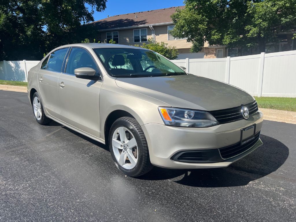 2013 Volkswagen Jetta Image 4