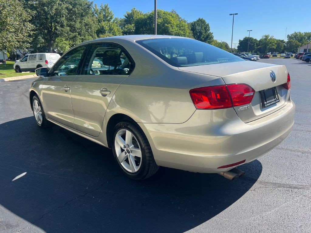 2013 Volkswagen Jetta Image 7