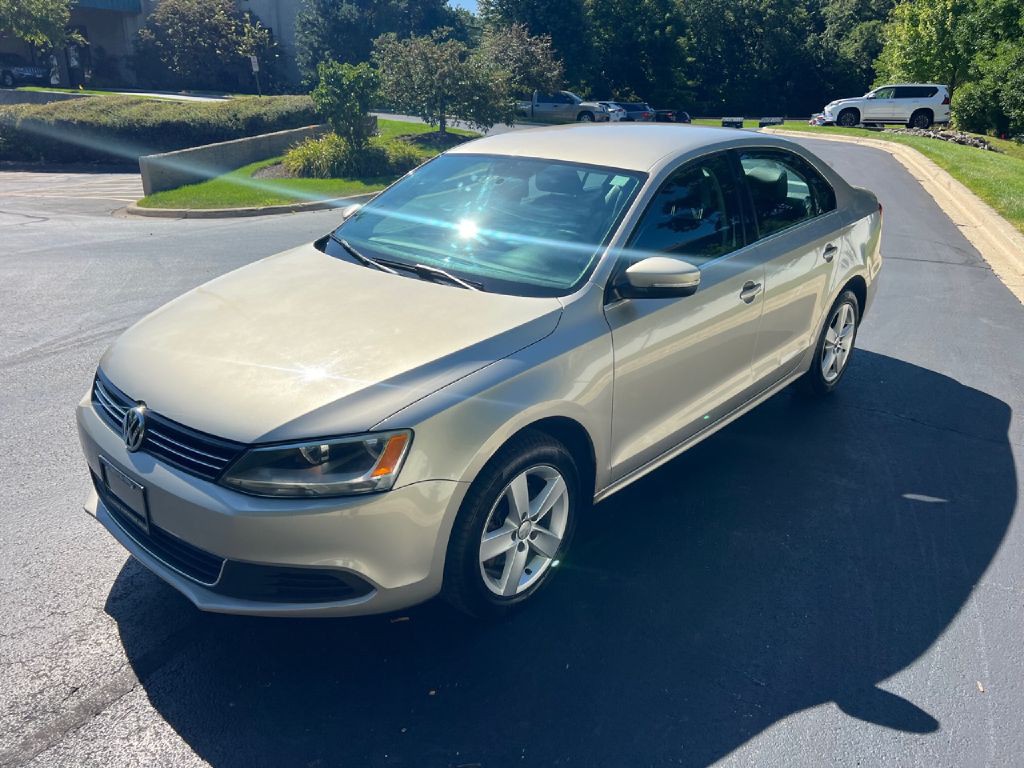 2013 Volkswagen Jetta Image 8