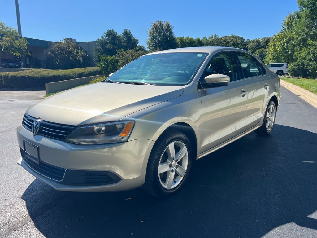 2013 Volkswagen Jetta Image 9