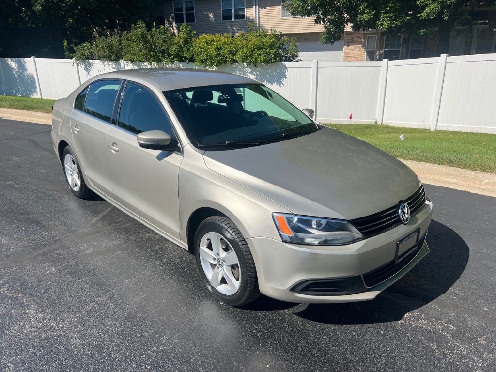 2013 Volkswagen Jetta Image 12