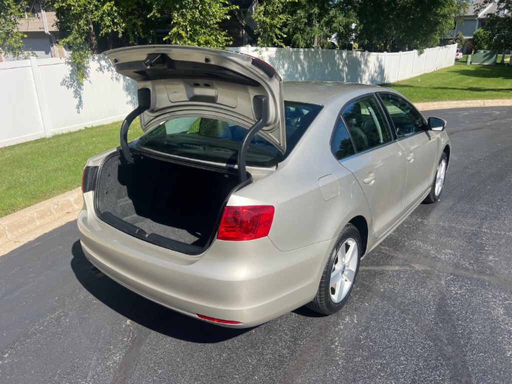 2013 Volkswagen Jetta Image 39