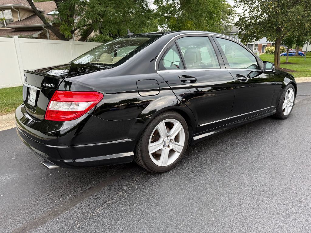 2011 Mercedes-Benz C-Class Image 6