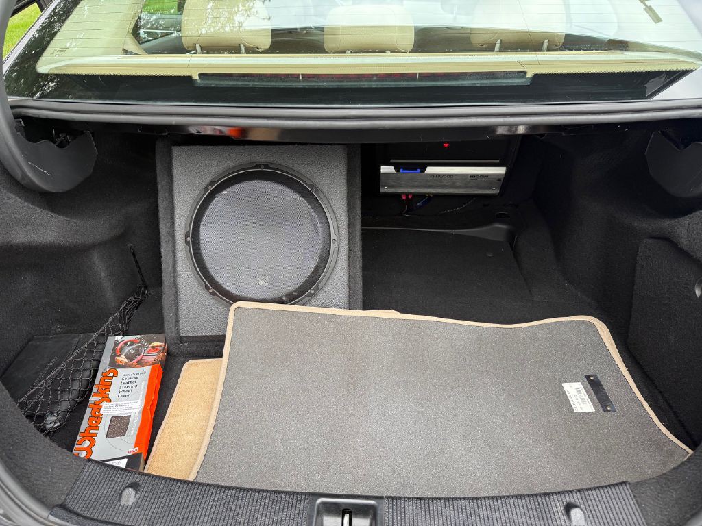 2011 Mercedes-Benz C-Class Image 27