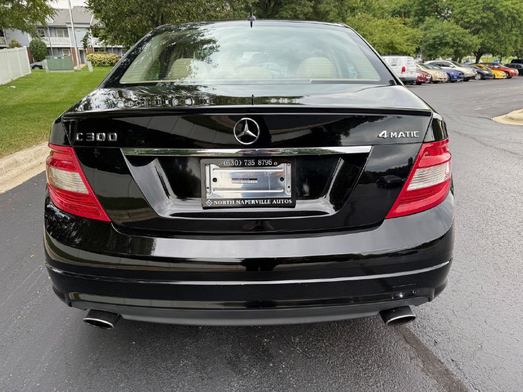 2011 Mercedes-Benz C-Class Image 43