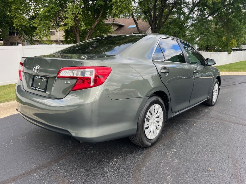 2013 Toyota Camry Image 6
