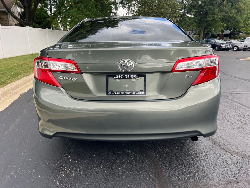 2013 Toyota Camry Image 7