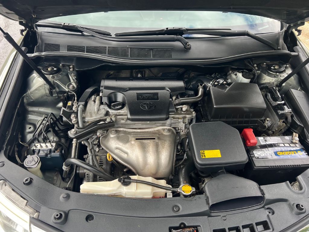 2013 Toyota Camry Image 23