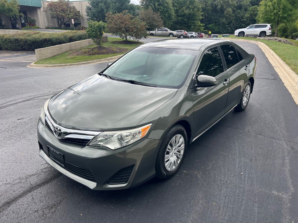 2013 Toyota Camry Image 40