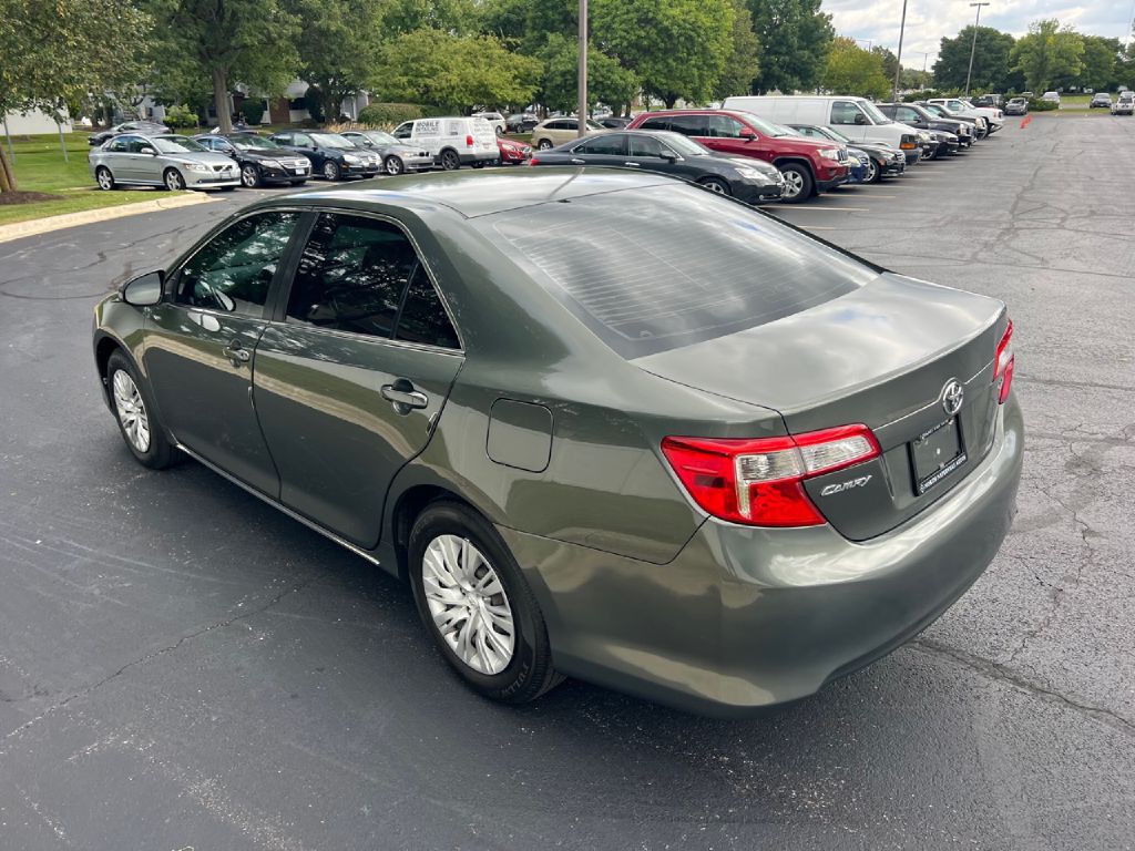 2013 Toyota Camry Image 43