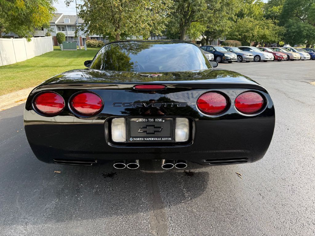2004 Chevrolet Corvette Image 7