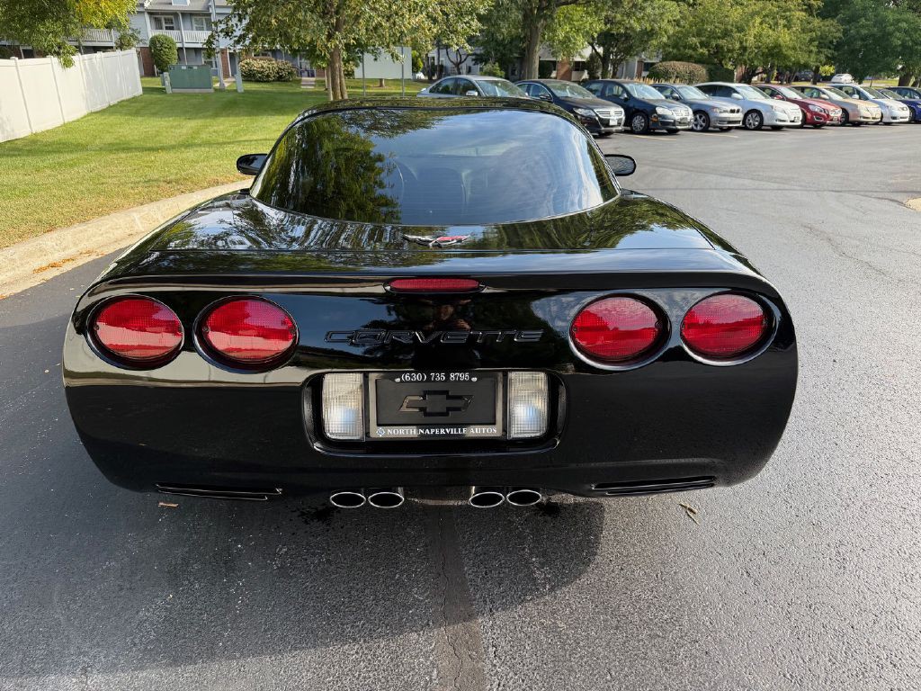 2004 Chevrolet Corvette Image 38