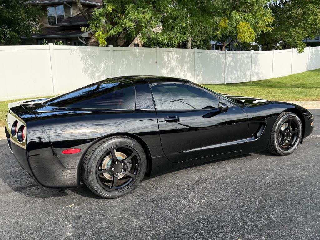 2004 Chevrolet Corvette Image 40