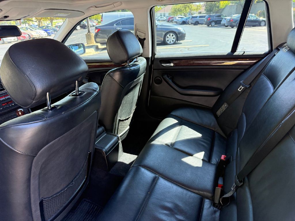 2003 BMW 3 Series Image 32
