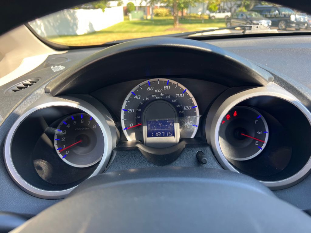 2012 Honda Fit Image 17