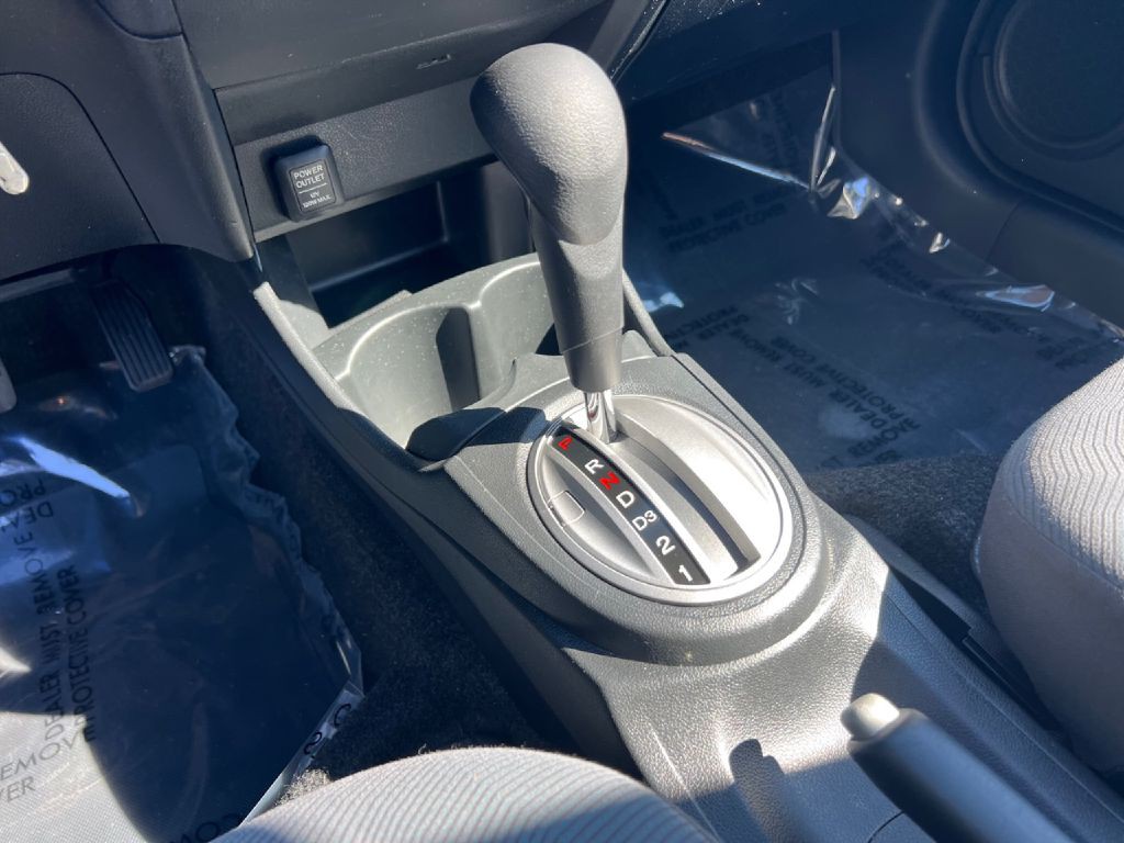 2012 Honda Fit Image 18