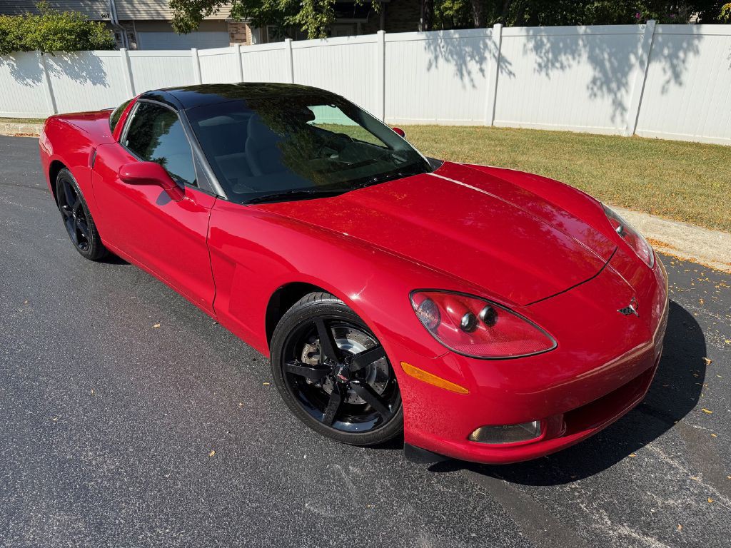 2005 Chevrolet Corvette Image 1
