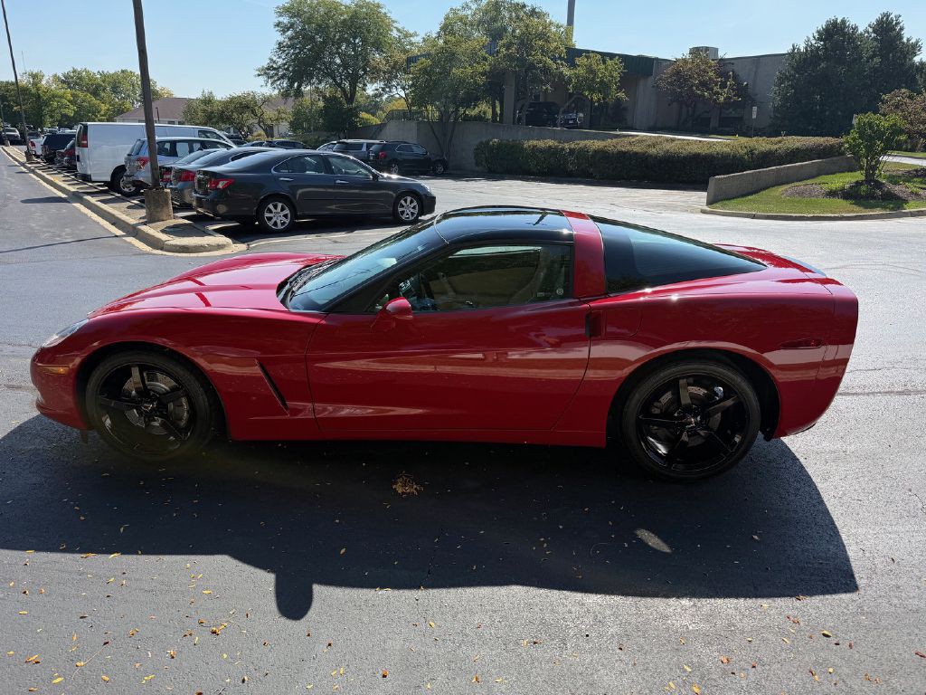 2005 Chevrolet Corvette Image 9