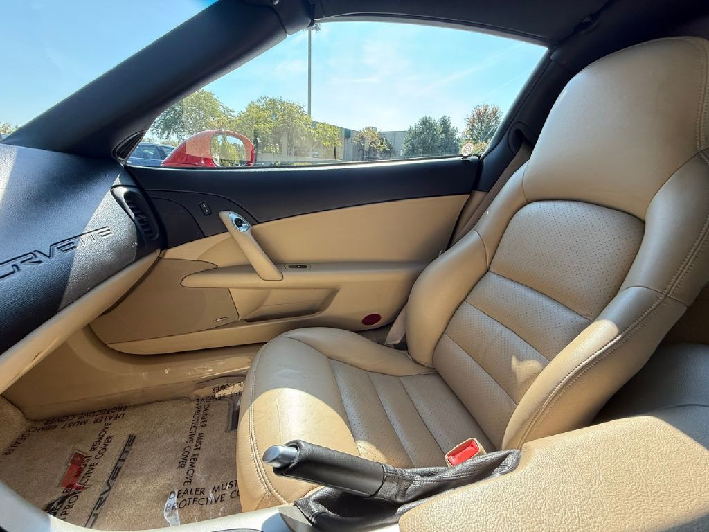 2005 Chevrolet Corvette Image 26
