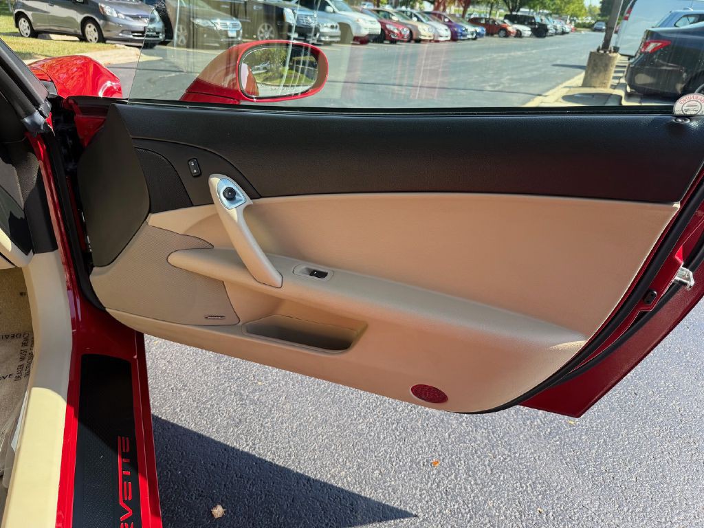 2005 Chevrolet Corvette Image 27