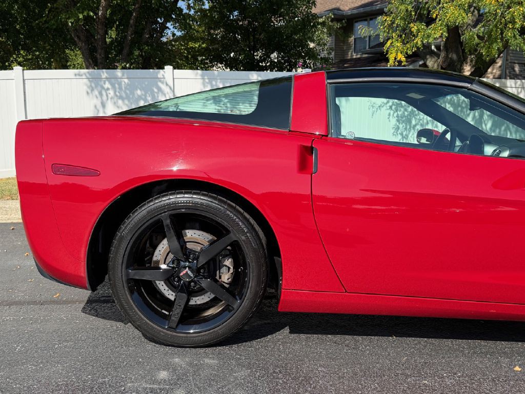 2005 Chevrolet Corvette Image 35