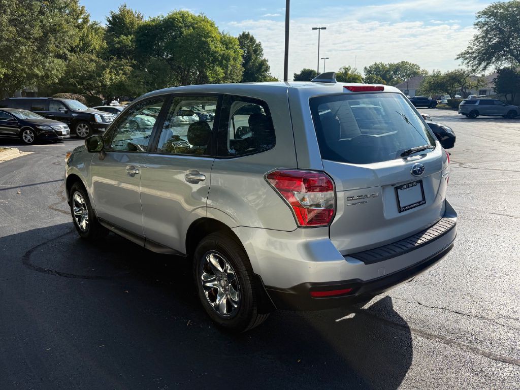 2016 Subaru Forester Image 7