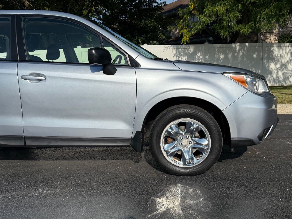 2016 Subaru Forester Image 40
