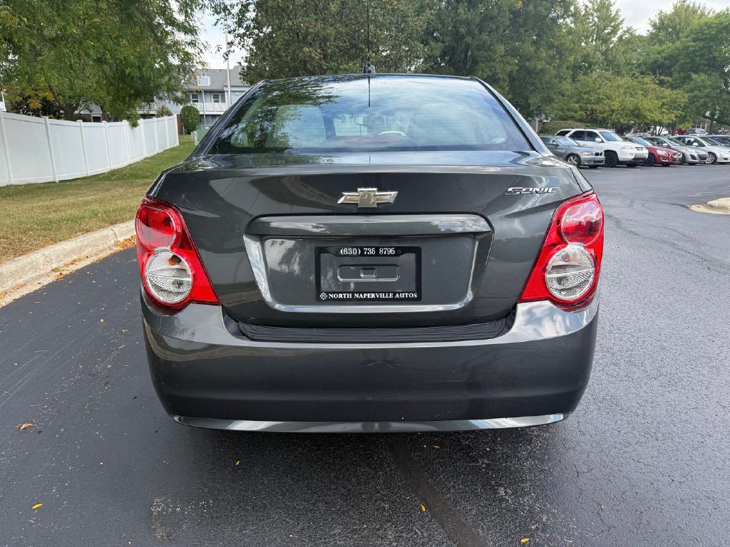 2016 Chevrolet Sonic Image 7