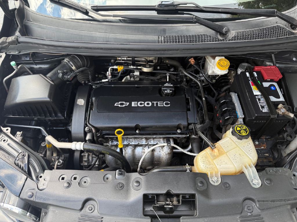 2016 Chevrolet Sonic Image 34
