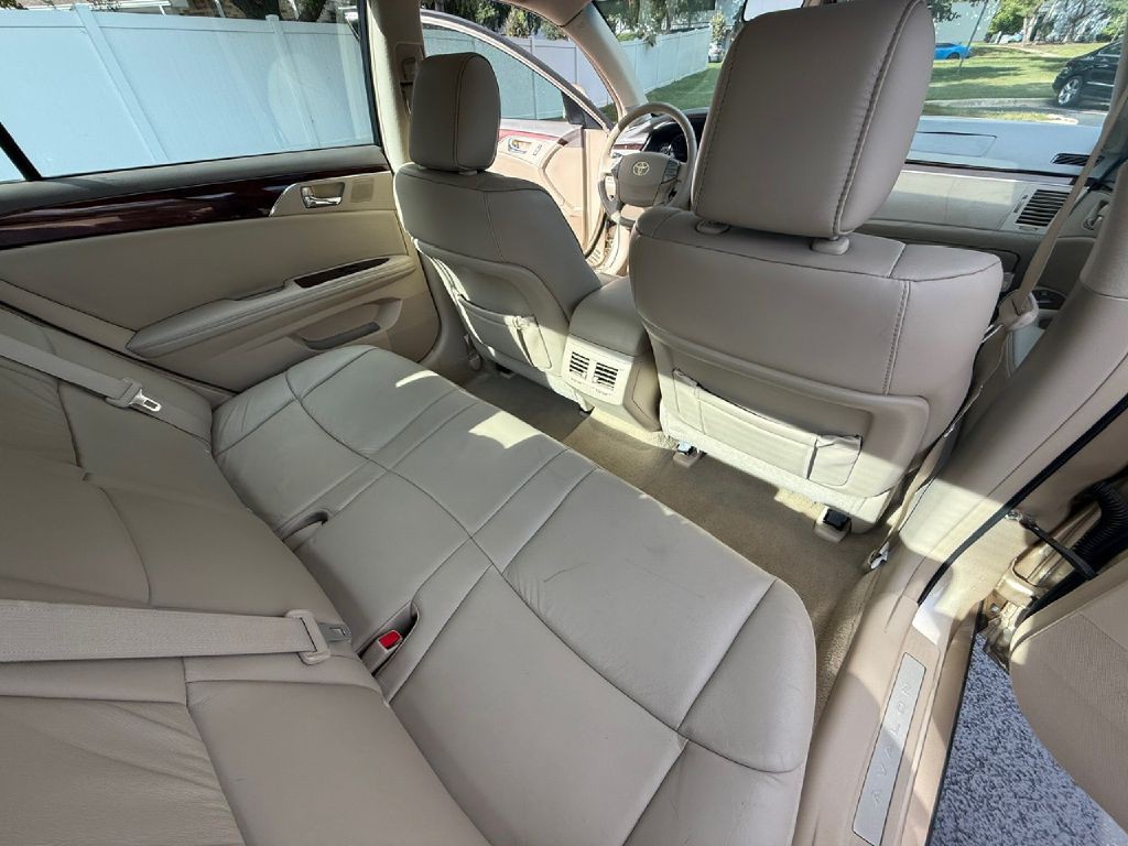 2009 Toyota Avalon Image 23