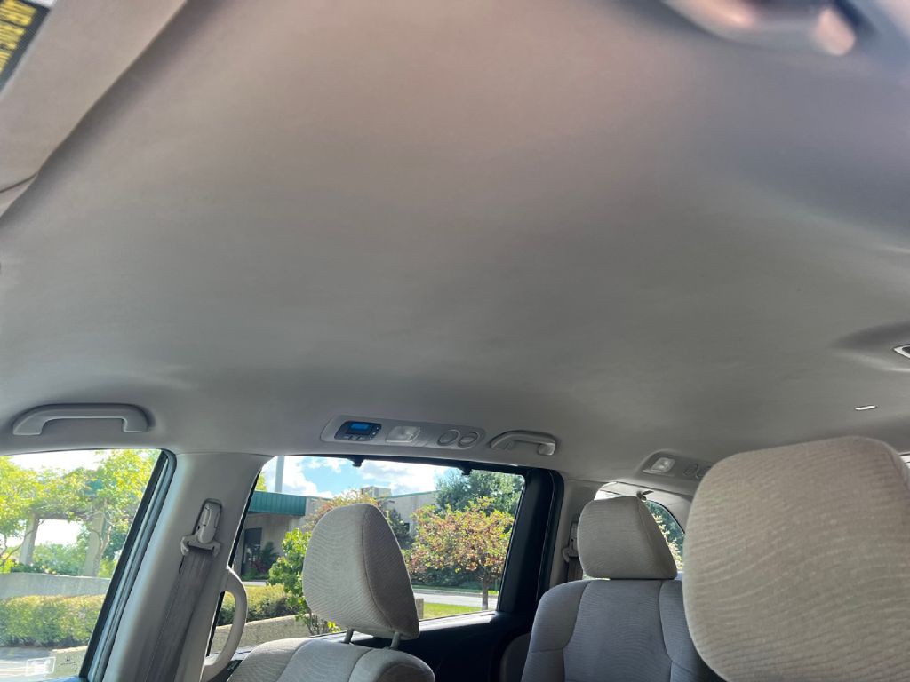 2012 Honda Odyssey Image 43