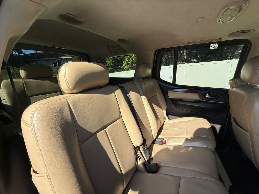 2005 GMC Envoy Image 21