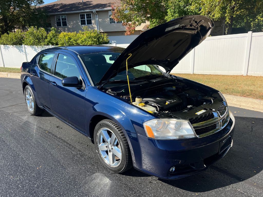 2013 Dodge Avenger Image 12