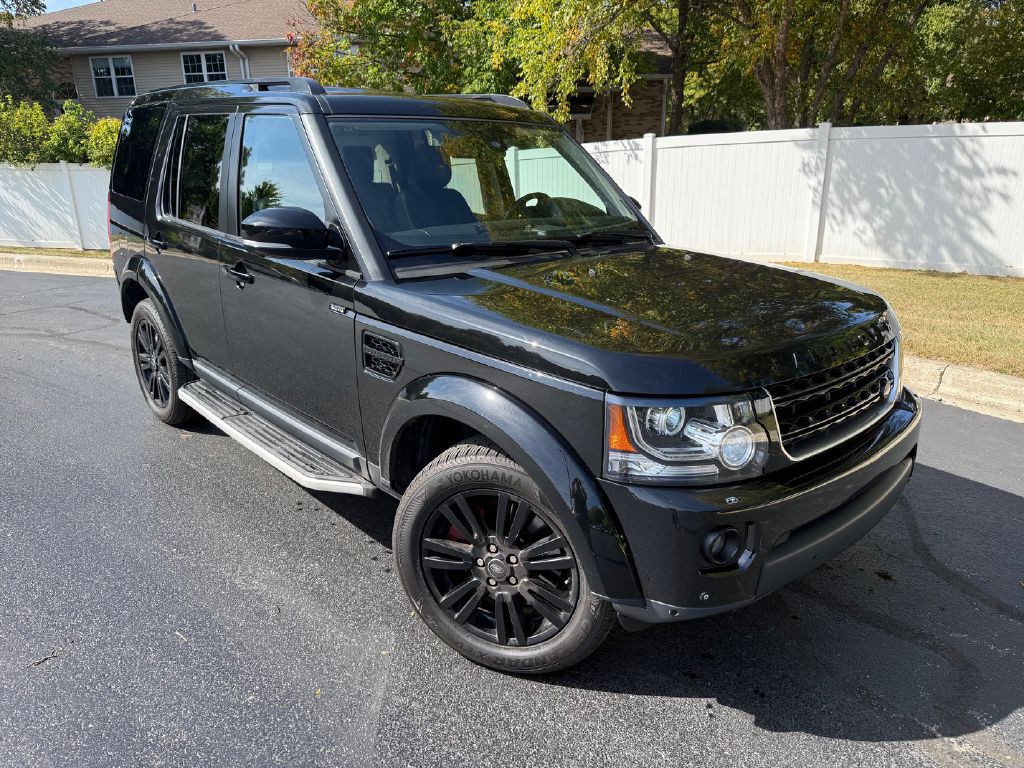2016 Land Rover LR4 Image 2