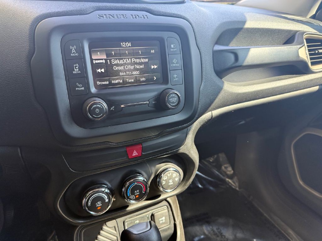 2017 Jeep Renegade Image 16