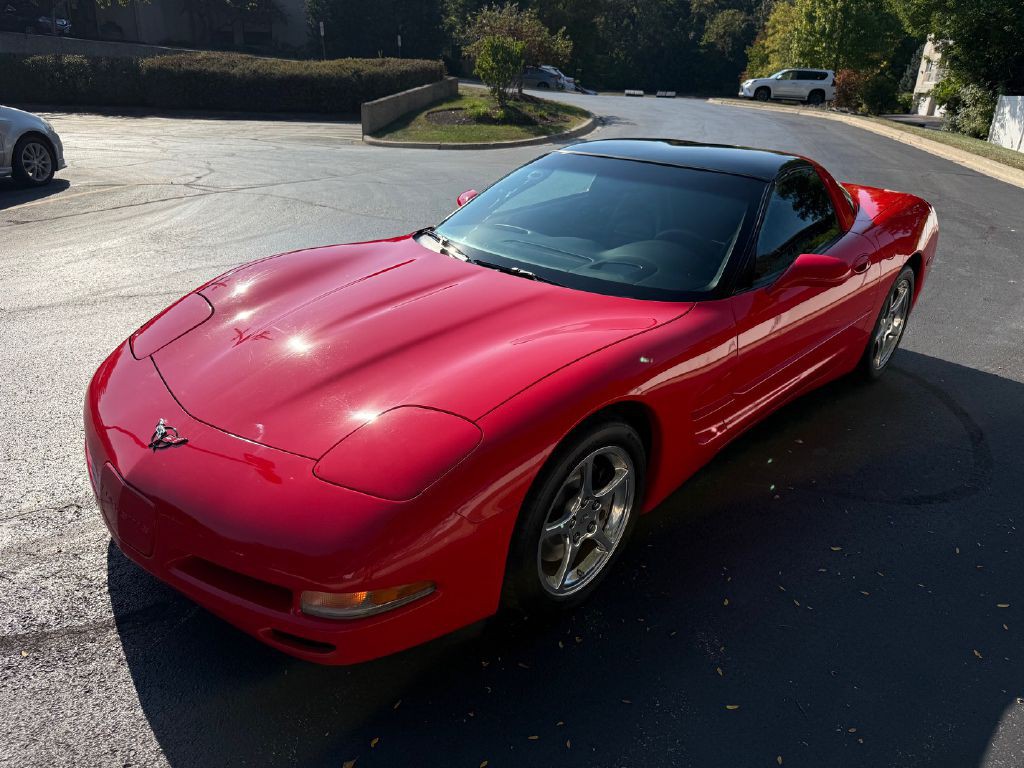 2004 Chevrolet Corvette Image 10