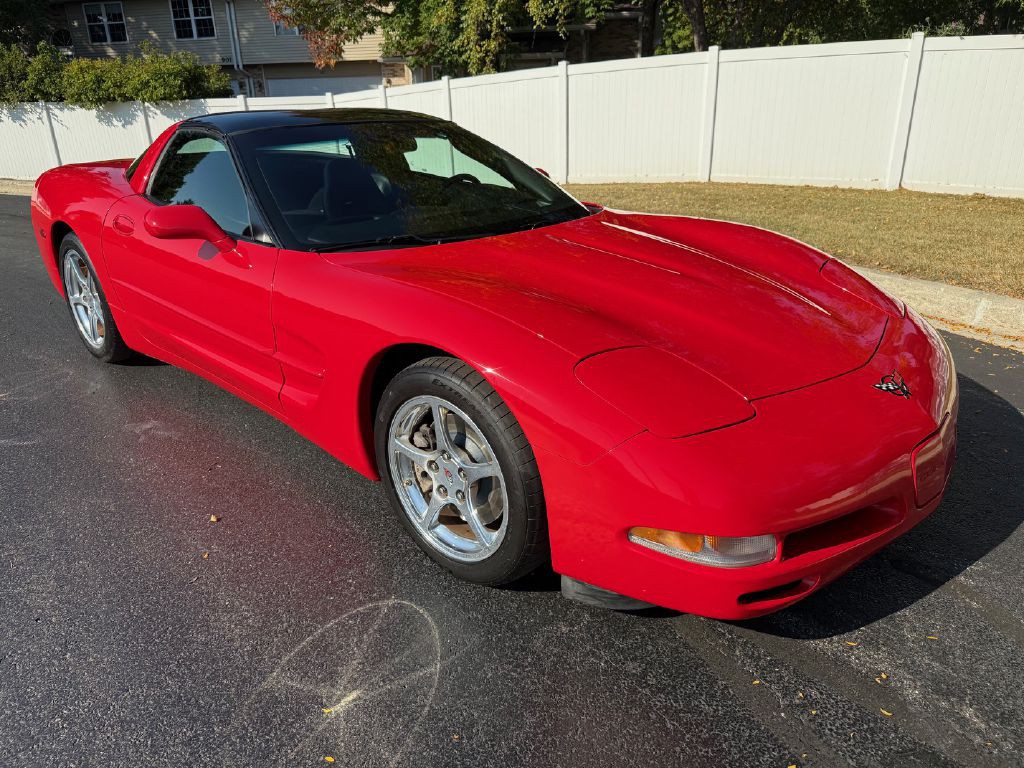 2004 Chevrolet Corvette Image 12