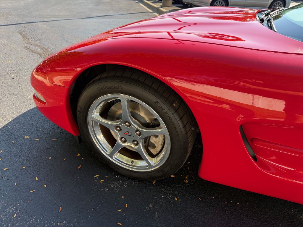 2004 Chevrolet Corvette Image 33