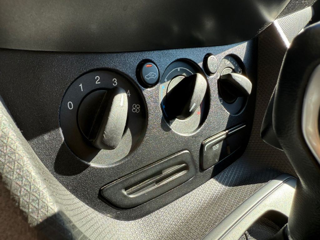 2016 Ford Transit Connect Image 23
