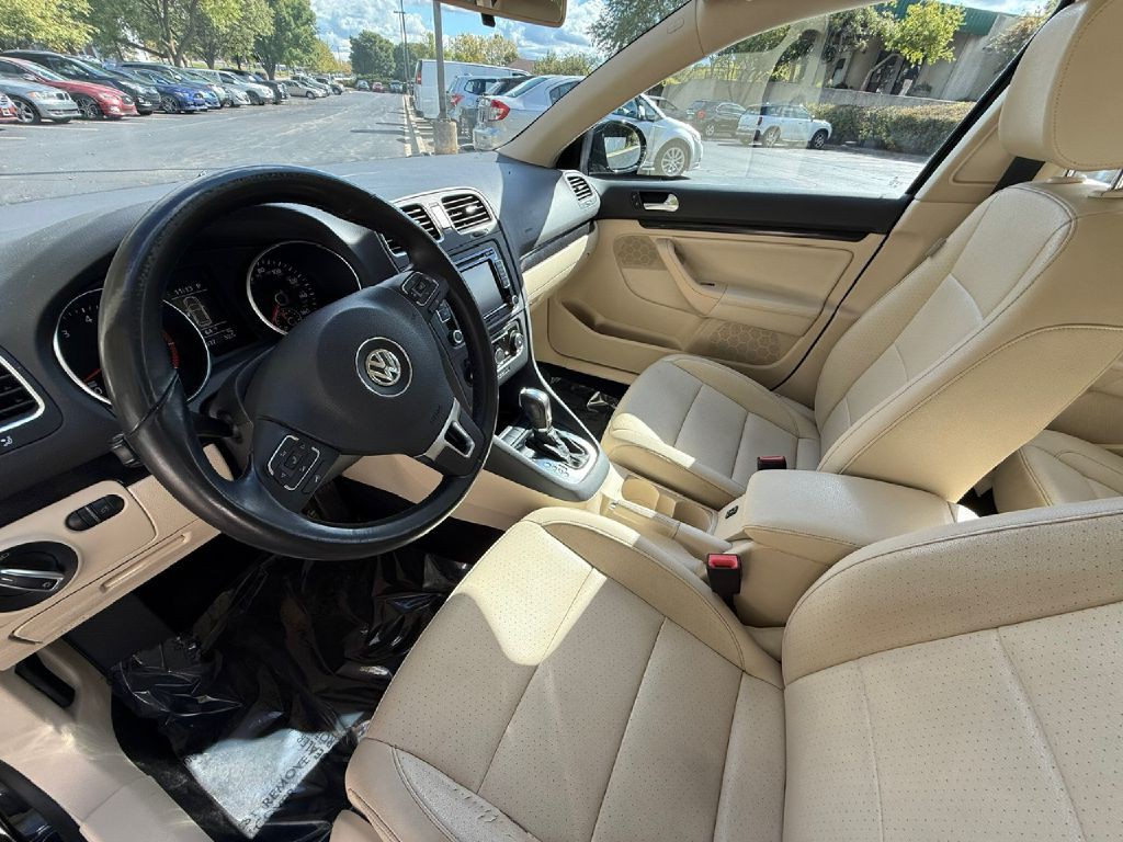 2014 Volkswagen Jetta Image 15
