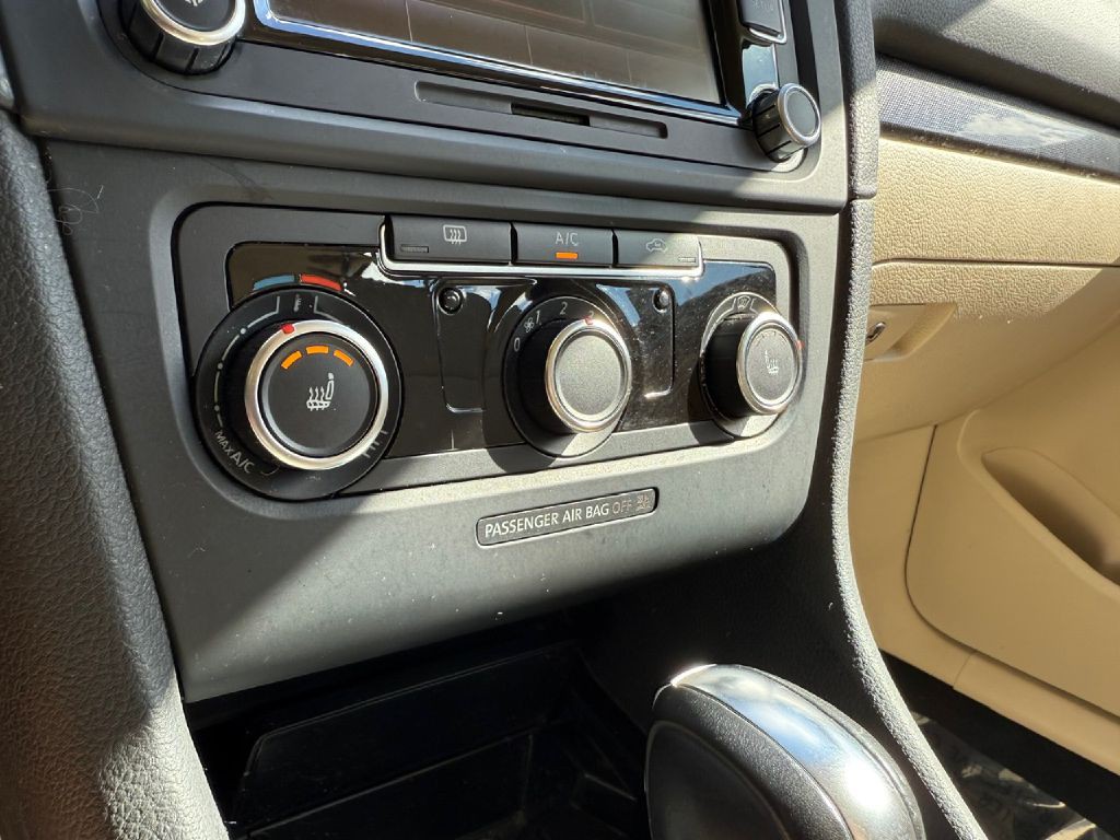 2014 Volkswagen Jetta Image 20